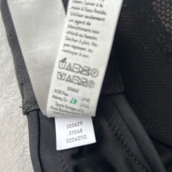 SPANX Low Profile Illusion Lace Minimizer Bra - Picture 13 of 13